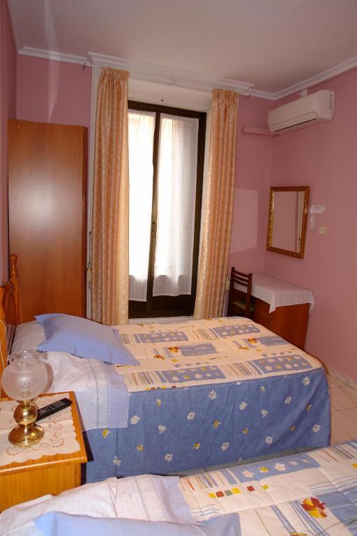 Hostal Dos Naciones Madri Quarto foto
